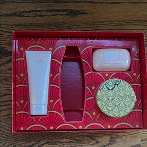 🆕ESTEE LAUDER Beautiful 3 piece-Body Fragrance Gift Set🎉